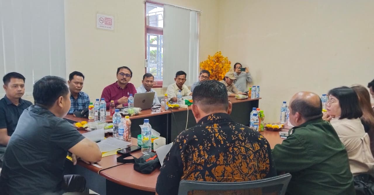 Anggota DPRD Kutai Barat Desak Perusahaan Sawit di Mook Manaar Bulatn  Tanggung Jawab terhadap Warga Lokal